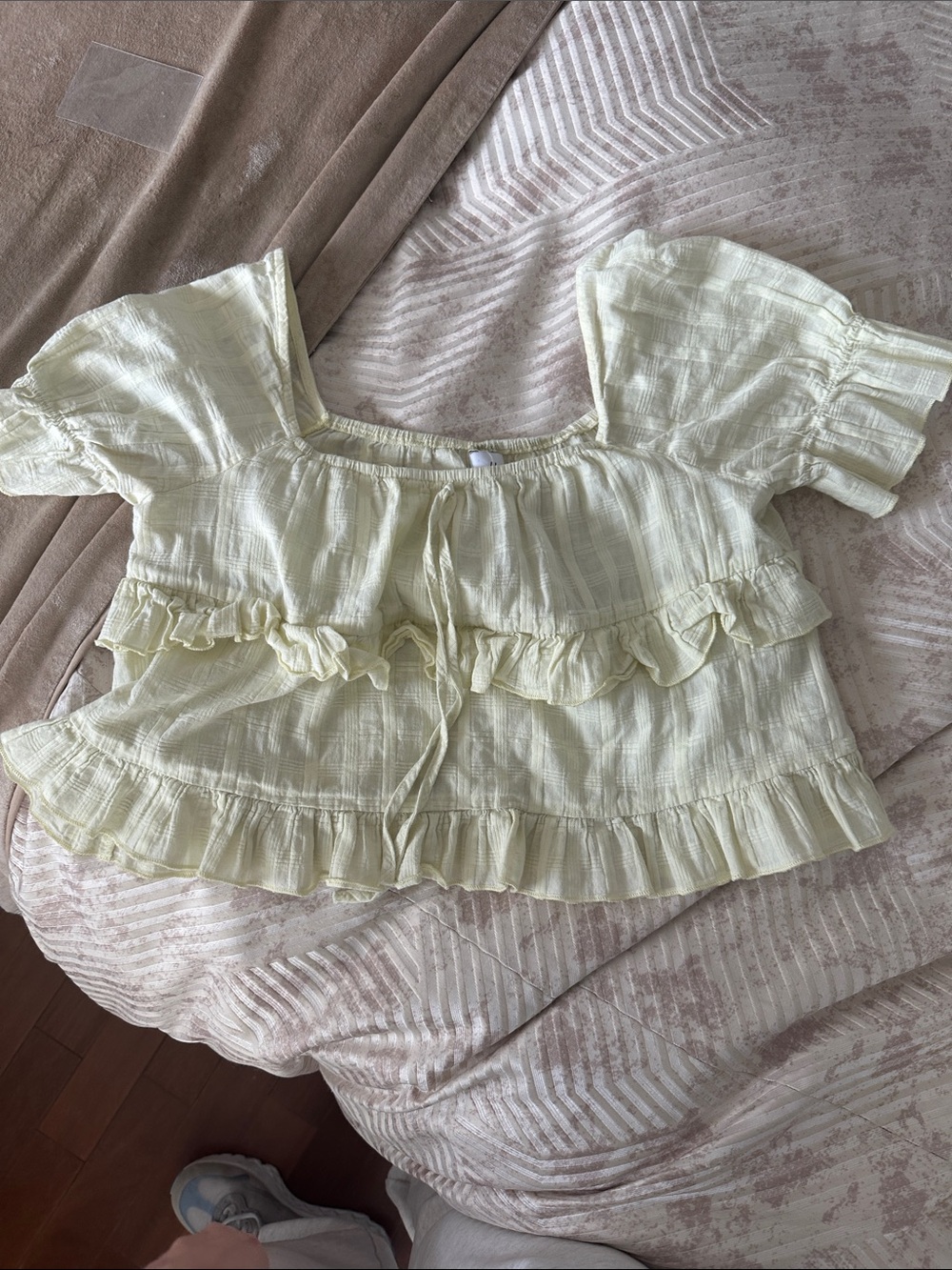 Princess Polly Light Yellow Ruffle Peasant Top - Picture 2 of 5